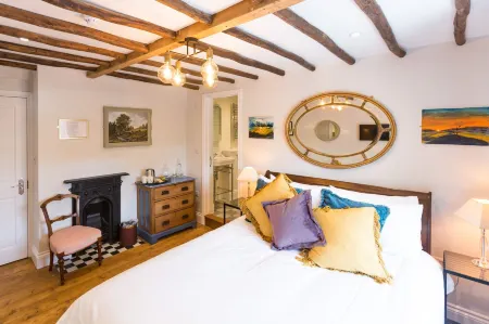 The Dog and Gun Отели рядом с достопримечательностью «Стоунхендж»