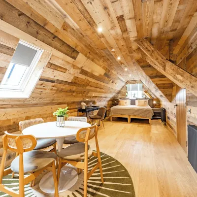 No1 Apartments & Bedrooms St Andrews - St Mary's Hotels near St Andrews Harbour Trust