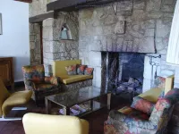 Large Hunting Lodge with Enormous Beautiful Garden Hotels in Vielsalm