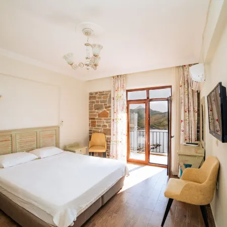 Yakamoz Otel