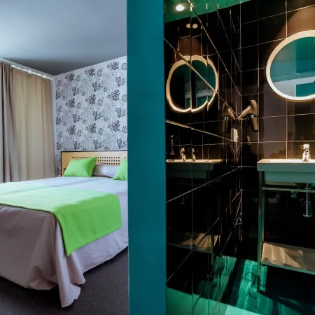 Amistat Island Hostel Ibiza - Albergue Juvenil