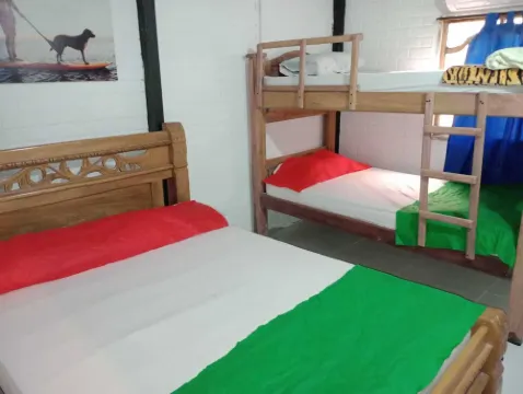 在海邊的波拉里斯科韋納斯小屋