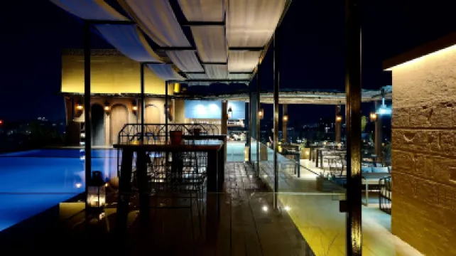 Historia Royal Hotels in 