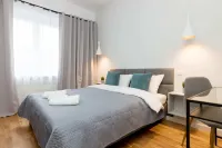 Jerozolimskie Central View Apartment Hotels in Wesola