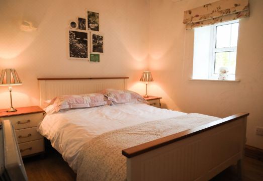 2 베드룸 코티지 위스테리아 코티지 인 밸리코넬