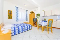 Apartments Mario Hotels in Novalja