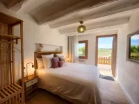 Bed & Breakfast Wine & Cooking Penedès Hotels in El Pla del Penedès