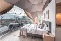 Athena Geodome Fredericksburg Hotel di County Gillespie
