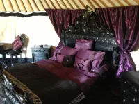 Lincoln Yurts Hotels near Merkur Slots - Gainsborough