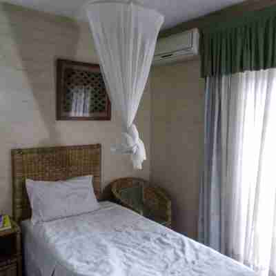 Ndeke Hotel Rooms