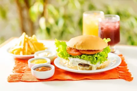 Itapetinga Hotel Отели рядом с достопримечательностью «Ghost Hotel Paintball e Airsoft Atibaia»