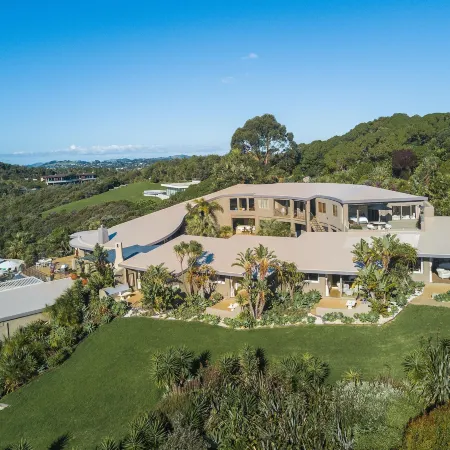 Delamore Lodge Отели рядом с достопримечательностью «Автобус Explorer Island Waiheke»