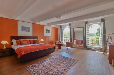 Château de Taradel Отели в г. Лес-Арк