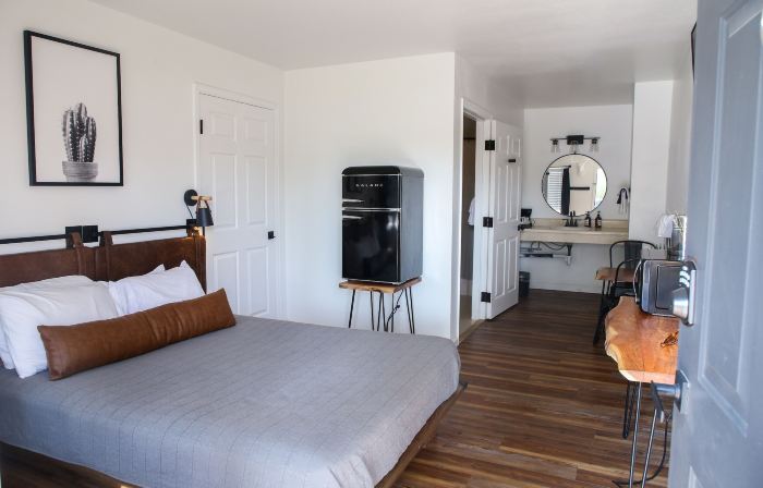 Trailhead Cabins & Lodging