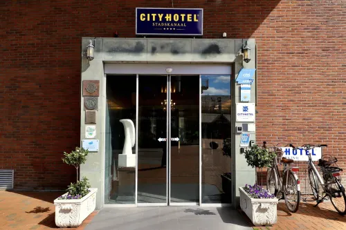 City Hotel Restaurant Stadskanaal Hotels in Borger
