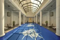 Four Seasons Resort Dubai at Jumeirah Beach - Luxury