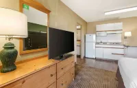 إكستنديد ستاي أميريكا سيليكت سويتس فينيكس ميسا ويست