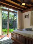 Temae Beach House Hotels in Te'avaro