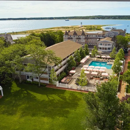 Harbor View Hotel