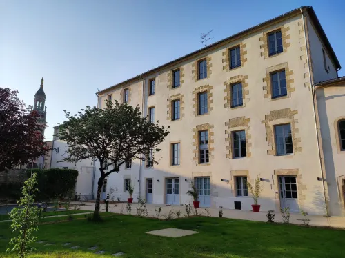 Premiere Pierre Hotel di Podensac