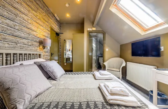 威斯特萊頓皇冠酒店