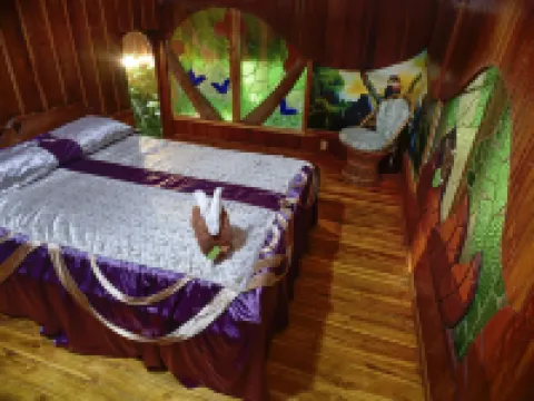 Banana Bank Lodge Hotels in Belmopan