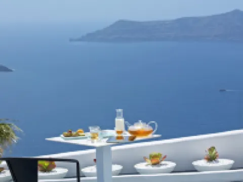 Alta Vista Suites Hotels in Santorini