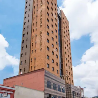 Hotel Carlton Plaza Hoteles cerca de Estadio Dr. Ronaldo Junqueira