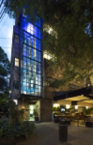 FlowSuites Polanco Hoteles cerca de Museo Nacional de Antropología