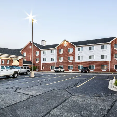 Holiday Inn Express CHICAGO NW-VERNON HILLS by IHG