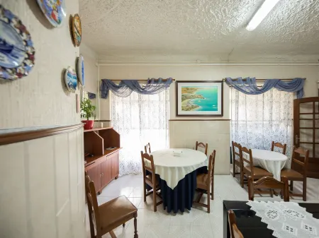 Hotel Palmeira Отели в г. Сан-Жасинту