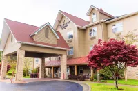 Country Inn & Suites by Radisson, Helen, GA - Hot Tub