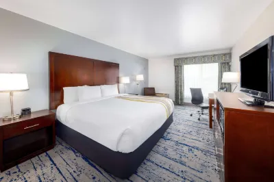 La Quinta Inn by Wyndham Lynnwood Hotels in Lynnwood