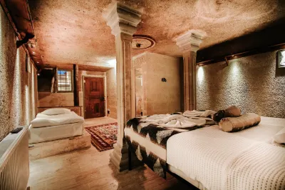 Casia Cave Suites Hotels near Pigeonniers troglodytes