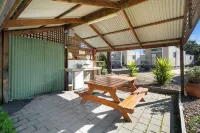 Shepparton Holiday Park and Village Hotels near Shepparton