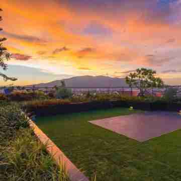 Astra Suites Central Hotel Exterior