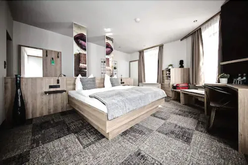 Alexxanders Hotel & Boardinghouse, Restaurant