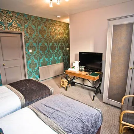 Wards Hotel