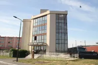 Orly Superior Hotel فنادق في Draveil
