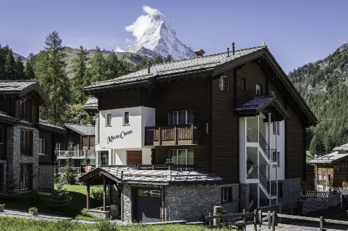 Chalet Monte Cristo - Condos