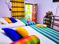 White Guest Hotels in Авьюкана