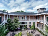 Malaga Inn Hotels near Mobile Civic Center