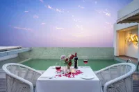Country Inn & Suites by Radisson, Bhiwadi - Hot Tub