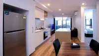 Flagstaff Green Apartments Hotels near Flagstaff Gardens