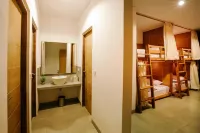 Lokal Bali Hostel