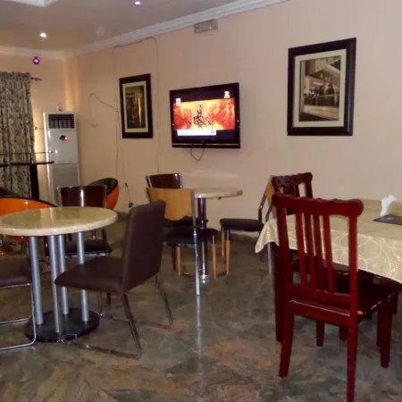 Aes Luxury Apartments