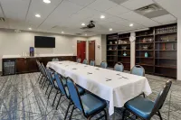 Holiday Inn Express & Suites Gadsden W-Near Attalla