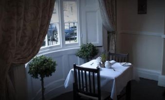 The Castle House Luxury Bed & Breakfast