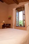 Le Clos Pastel Chambres d'hôtes & Gite Hotel a Laparrouquial