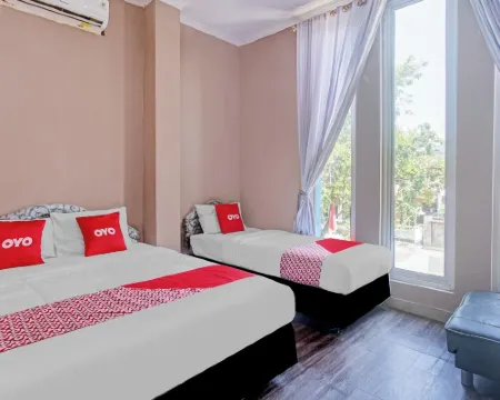 Hotel O Enggal Near Gor Saburai Formerly Hotel Pelangi โรงแรมในEngal